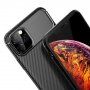 Obloga s teksturiranimi ogljikovimi vlakni za iPhone 11 Pro Max - črna