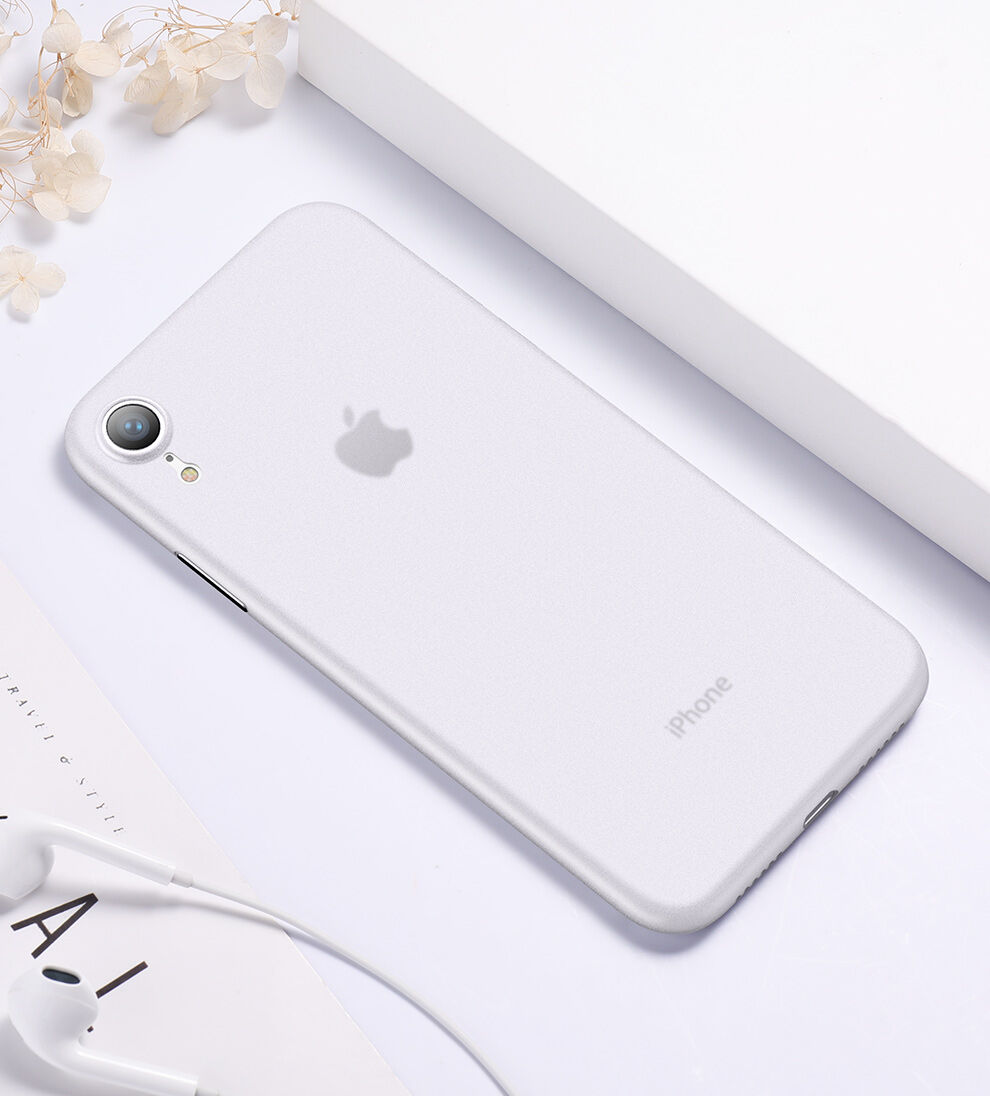 CAFELE ultra tanka prevleka za iPhone XR - črna