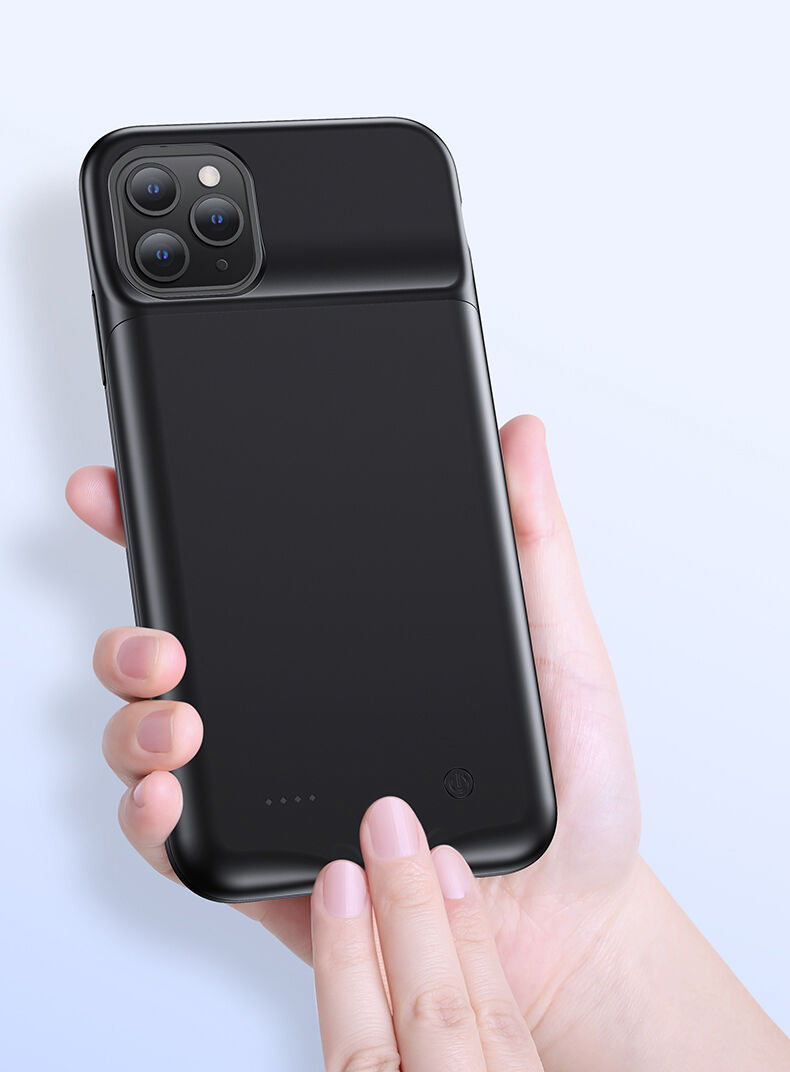 Usams ovitek z baterijo 4500 mAh za iPhone 11 - črna