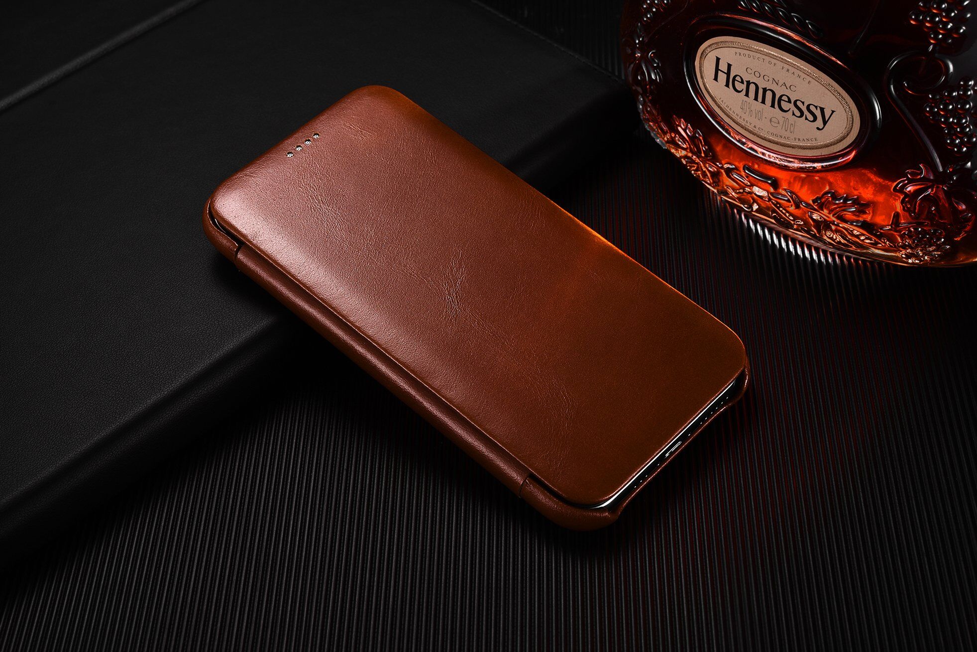Icarer usnjeni flip etui za iPhone 11 - kakavovo rjava