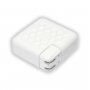 Silikonski luknjasti zaščitni ovitek za adapter 60W / 61W - bela