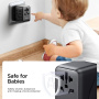 JOYROOM JR-TCW01 univerzalni potovalni adapter z USB-C / 3x USB-A priključki in izvlečnimi vtiči - 17W - črn