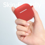 Silikonski ovitek s karabinom in vrvico proti izgubi za AirPods 4 / 5 - svetlo roza
